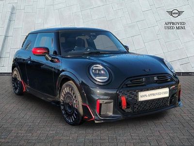 Black Used 2025 Mini John Cooper Works Hatch Hatchback | £33,975 (Expensive)