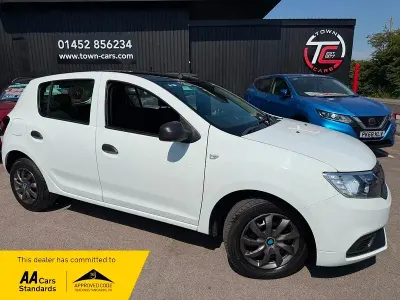 Used Dacia Sandero Essentiel 2019 White Hatchback