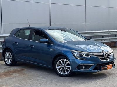 Used Renault Mégane IV Dynamique 110 HP (80 kW) 2017 Blue Hatchback