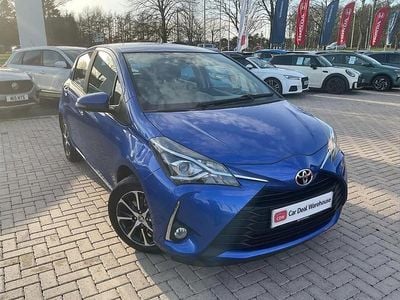 Used Toyota Yaris 109 HP (80 kW) 2019 Blue Hatchback