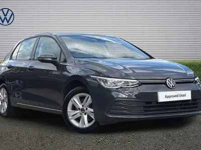 Used VW Golf VII Life 150 HP (110 kW) 2020 Hatchback