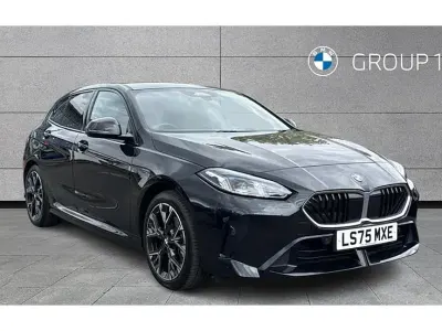 Gebraucht BMW 120 M Sport 156 PS (114 kW) 2025 Schwarz Kleinwagen
