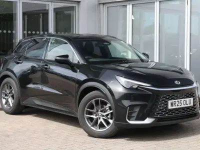Used Lexus LBX 136 HP (100 kW) 2025 Black SUV