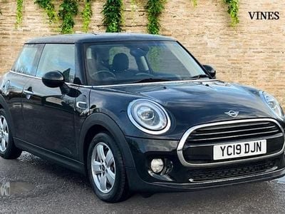Black Used 2019 Mini Cooper Classic Hatchback | £14,972 (Good price)