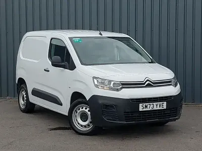 Used Citroën Berlingo 100 HP (73 kW) 2024 White MPV