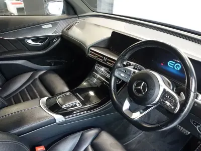 Used Mercedes EQC400