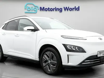 Used Hyundai Kona Premium 100 kW (136 HP) 2022 White SUV