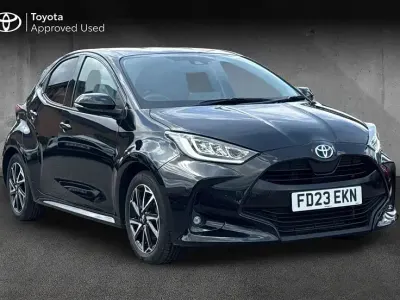 Used Toyota Yaris Design 116 HP (85 kW) 2023 Eclipse black Hatchback