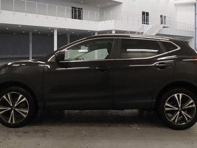 Used Nissan Qashqai N-Connecta 163 HP (119 kW) 2017 Black pearl SUV
