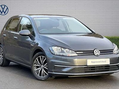 Used VW Golf VII SE 130 HP (95 kW) 2018 Grey Hatchback
