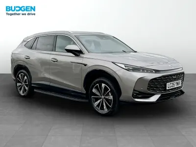 Used MG HS Trophy 2025 Silver SUV