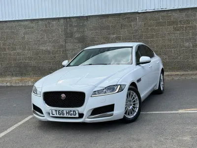 Used Jaguar XF Prestige 2016 White Sedan