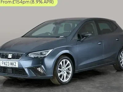 Usado Seat Ibiza FR 80 HP (58 kW) 2023 Cinzento Citadino