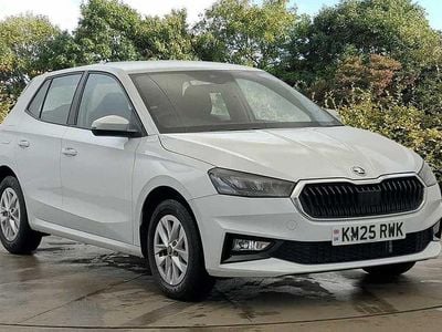 Used Skoda Fabia SE 85 HP (62 kW) 2025 Moon white metallic Hatchback