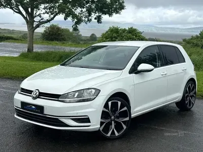 Used VW Golf VII SE 115 HP (84 kW) 2017 White Hatchback