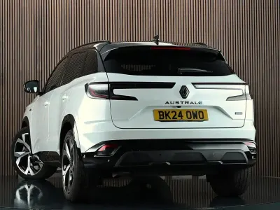 Used Renault Austral Techno Esprit Alpine 2024 White/black SUV