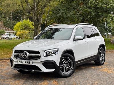 Mercedes GLB220