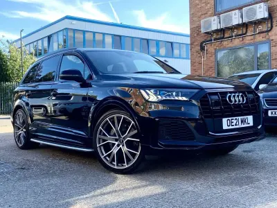Used Audi Q7 Advanced 340 HP (250 kW) 2021 Black SUV