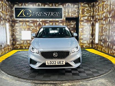 Used MG MG3 Exclusive 106 HP (77 kW) 2022 Silver Hatchback