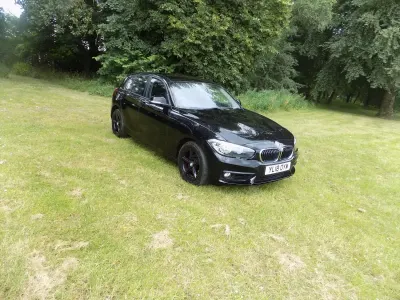 Used BMW 118 Comfort Edition 2018 Black Hatchback