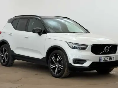 Used Volvo XC40 R-Design 161 HP (118 kW) 2021 SUV
