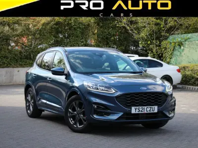 Begagnad Ford Kuga ST-Line 120 HK (88 kW) 2021 Blå SUV