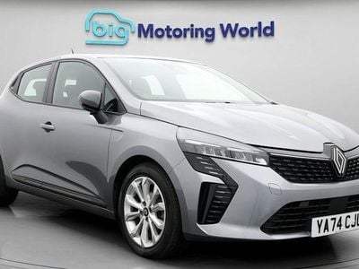 Used Renault Clio V Evolution 90 HP (66 kW) 2025 Grey Hatchback