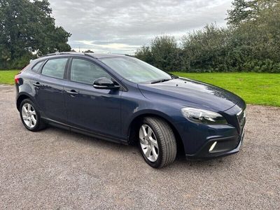 used Volvo V40 CC 2.0 D3 LUX NAV 5d 148 BHP