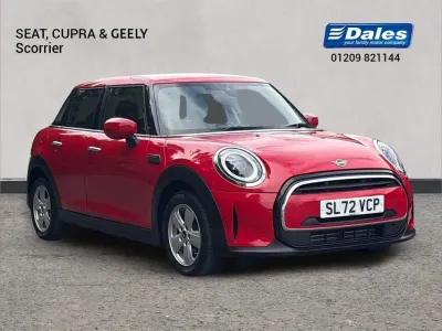 Used Mini Cooper Classic 134 HP (98 kW) 2022 Red Hatchback