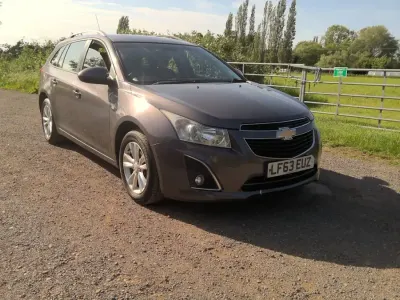Used Chevrolet Cruze LT 2013 Grey Estate