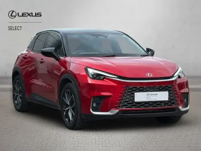 Used Lexus LBX 136 HP (100 kW) 2025 Red/black SUV