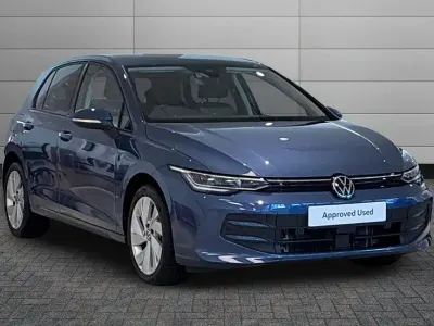 Used VW Golf VIII Match 113 HP (83 kW) 2024 Anemone blue Hatchback