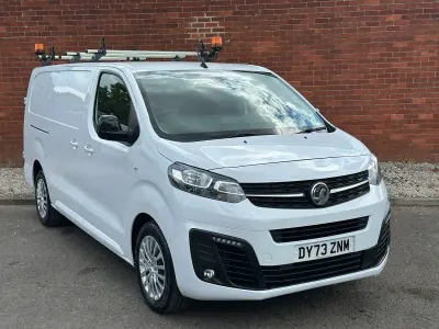 Used Vauxhall Vivaro 100 HP (73 kW) 2023 White MPV