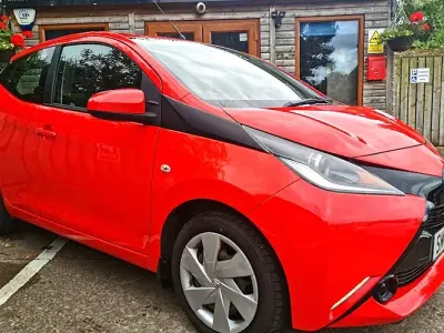 Used Toyota Aygo X-play 69 HP (50 kW) 2017 Red Hatchback