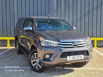 Used Toyota HiLux 150 HP (110 kW) 2018 Grey Pickup