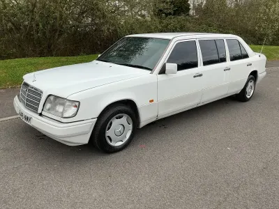 Used Mercedes E250 1994 Alpine white Sedan