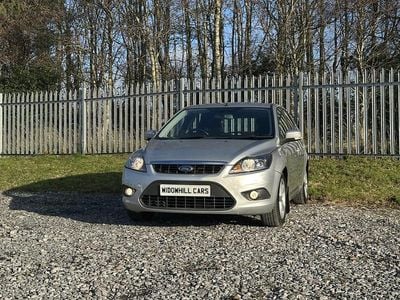 Silver Used 2010 Ford Focus Zetec Hatchback | £2,000 (Fair price)