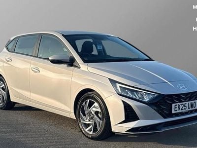 Used Hyundai i20 Advanced 100 HP (73 kW) 2025 Grey Hatchback