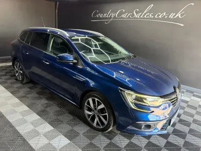 Used Renault Mégane GrandTour Dynamique 110 HP (80 kW) 2017 Blue Estate