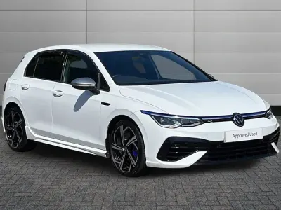 Used VW Golf VIII R 320 HP (235 kW) 2024 Pure white Hatchback
