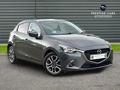 Usado Mazda 2 Inclusive 88 HP (64 kW) 2019 Cinzento Citadino
