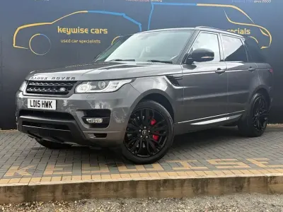 Käytetty Land Rover Range Rover HSE 275 HP (202 kW) 2015 Katumaasturi