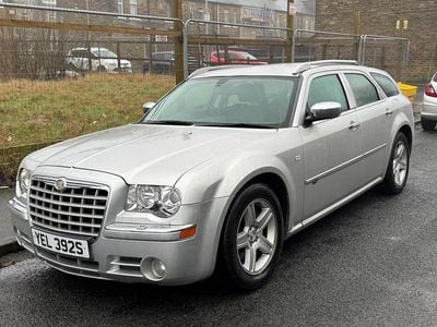 Silver Used 2010 Chrysler 300C Estate | £2,995 (Fair price)