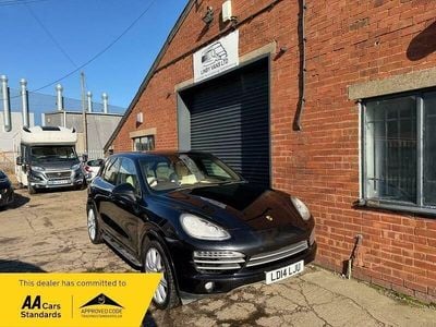 Used Porsche Cayenne Platinum Edition 245 HP (180 kW) 2014 Black SUV