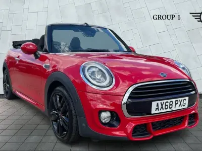 Used Mini Cooper Cabriolet Sport 134 HP (98 kW) 2019 Chili red Cabriolet