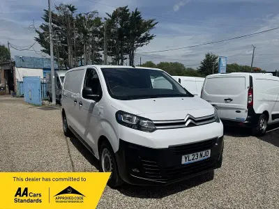 Used Citroën Dispatch 2023 White MPV