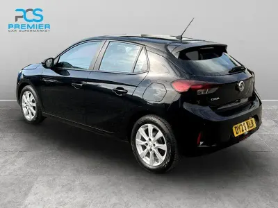 Begagnad Vauxhall Corsa Design Edition 2023 Svart Halvkombi