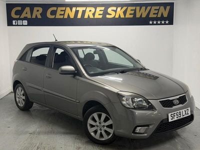 Used Kia Rio 2010 Silver Hatchback