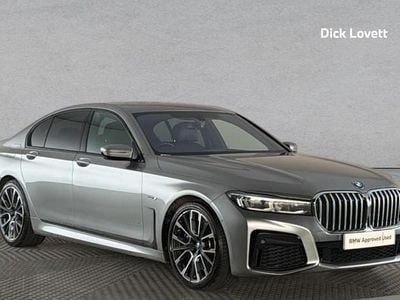 Begagnad BMW 745e M Sport 389 HK (286 kW) 2022 Grå Sedan