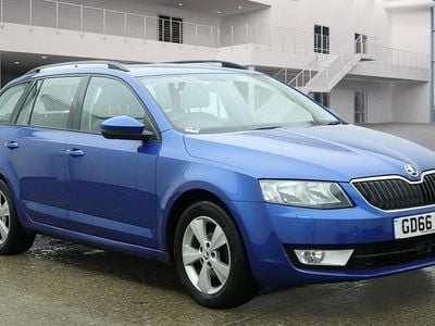 Used Skoda Octavia SE L 110 HP (80 kW) 2017 Race blue Estate